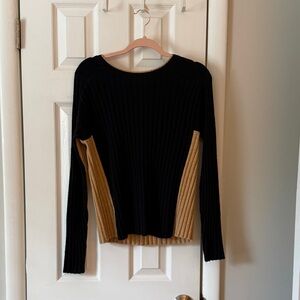 LOFT Black and Tan Ribbed Sweater